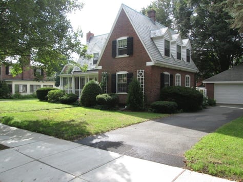 Andover home installs new Mitsubishi ductless mini split system.