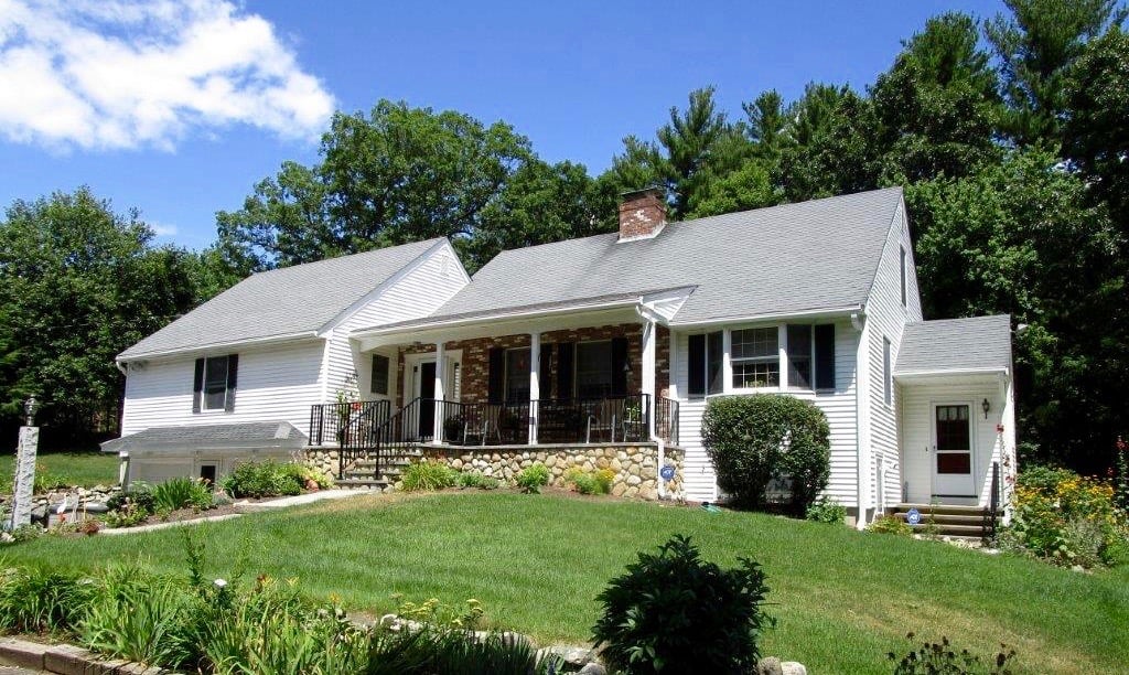 Heating and air conditioning in reading, ma Ductless heating and air conditioning in Reading, MA, sunroom.