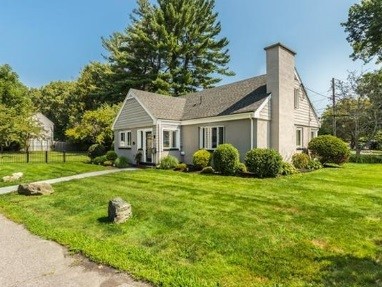 Woburn, MA colonial home