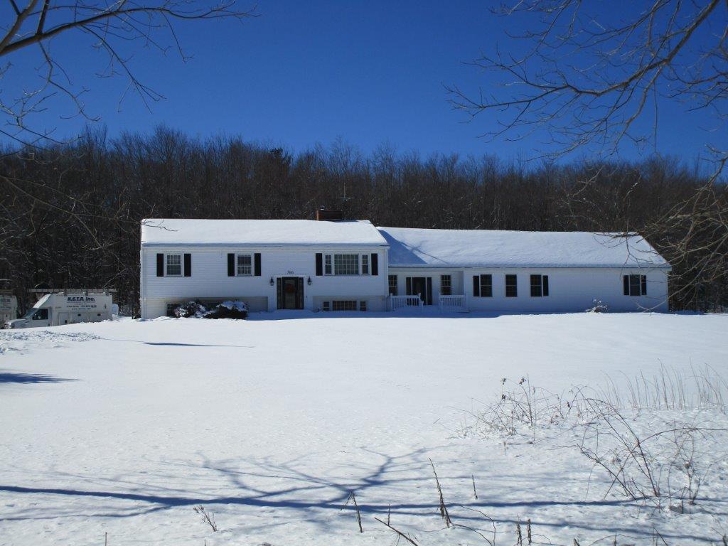 Boxford, MA split-level ductless HVAC installation